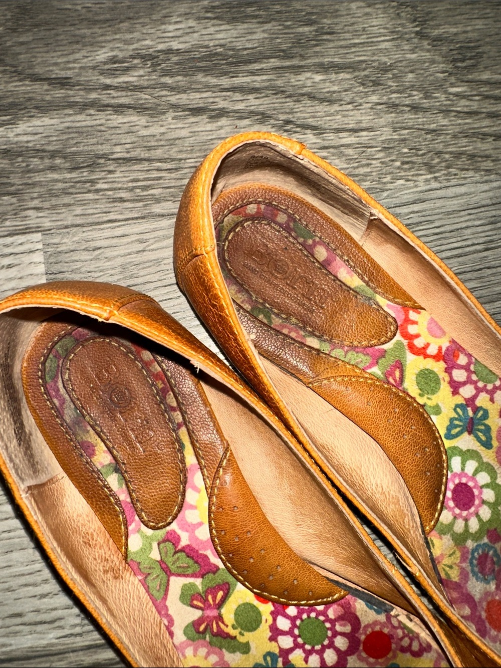 Born Adelisa leather flats tan floral toe women’s size 8 - Picture 2 of 14